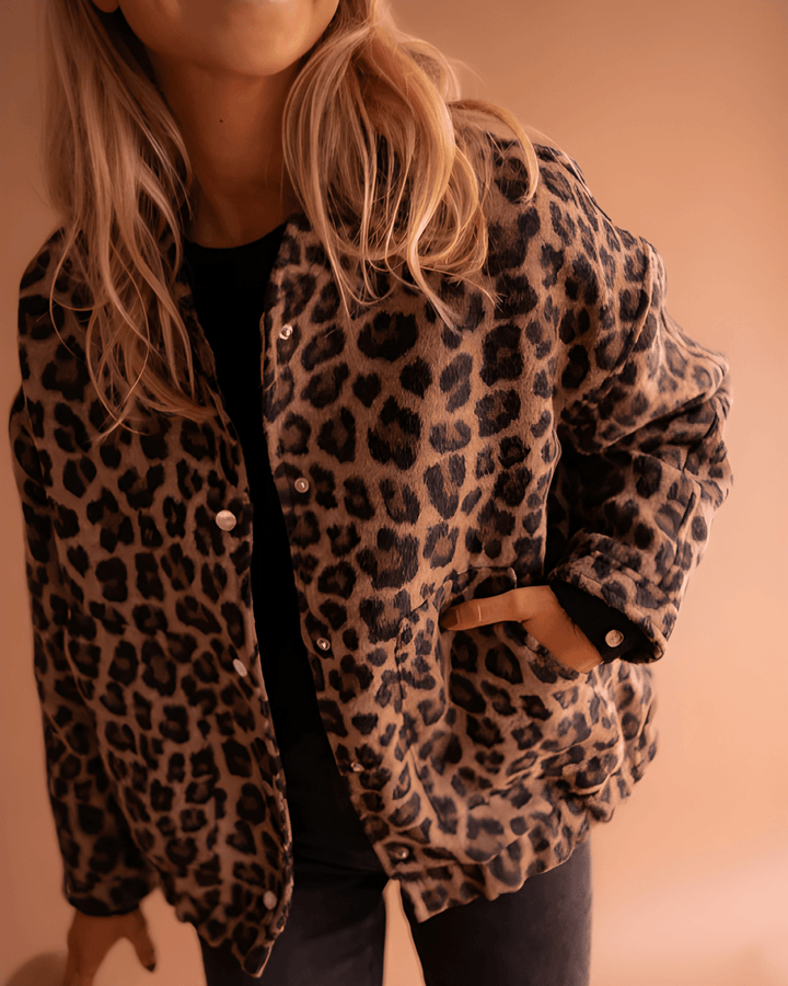 Leona | Leopard Bomberjakke
